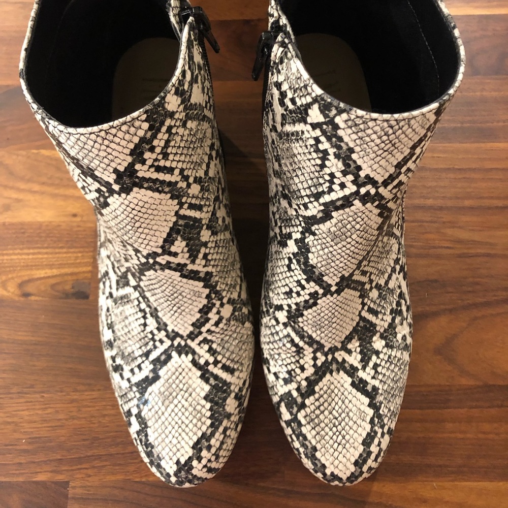 Faux Snake skin block heel boots size 9.5
